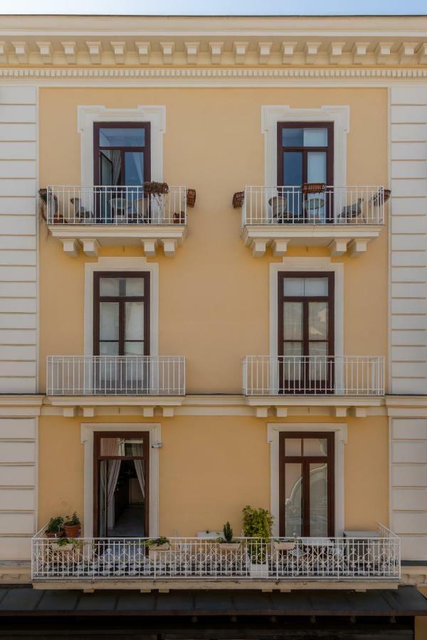 Отель Palazzo Starace Сорренто Экстерьер фото