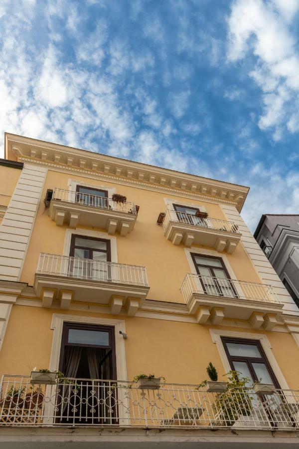 Отель Palazzo Starace Сорренто Экстерьер фото